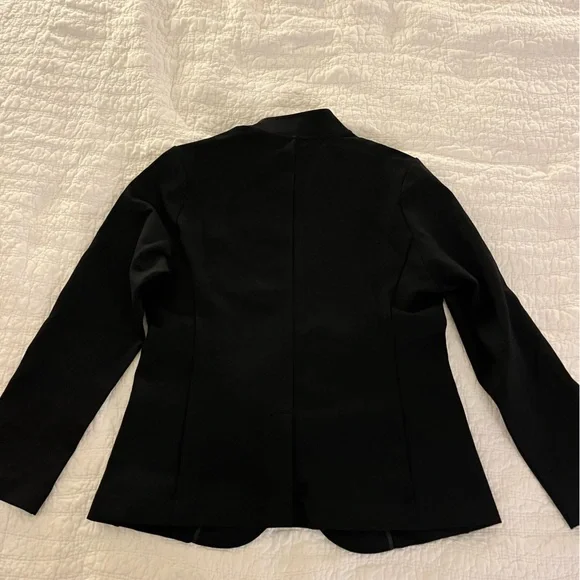 NWOT Quince ultra-stretch ponte stand collar blazer black L - Picture 9 of 13